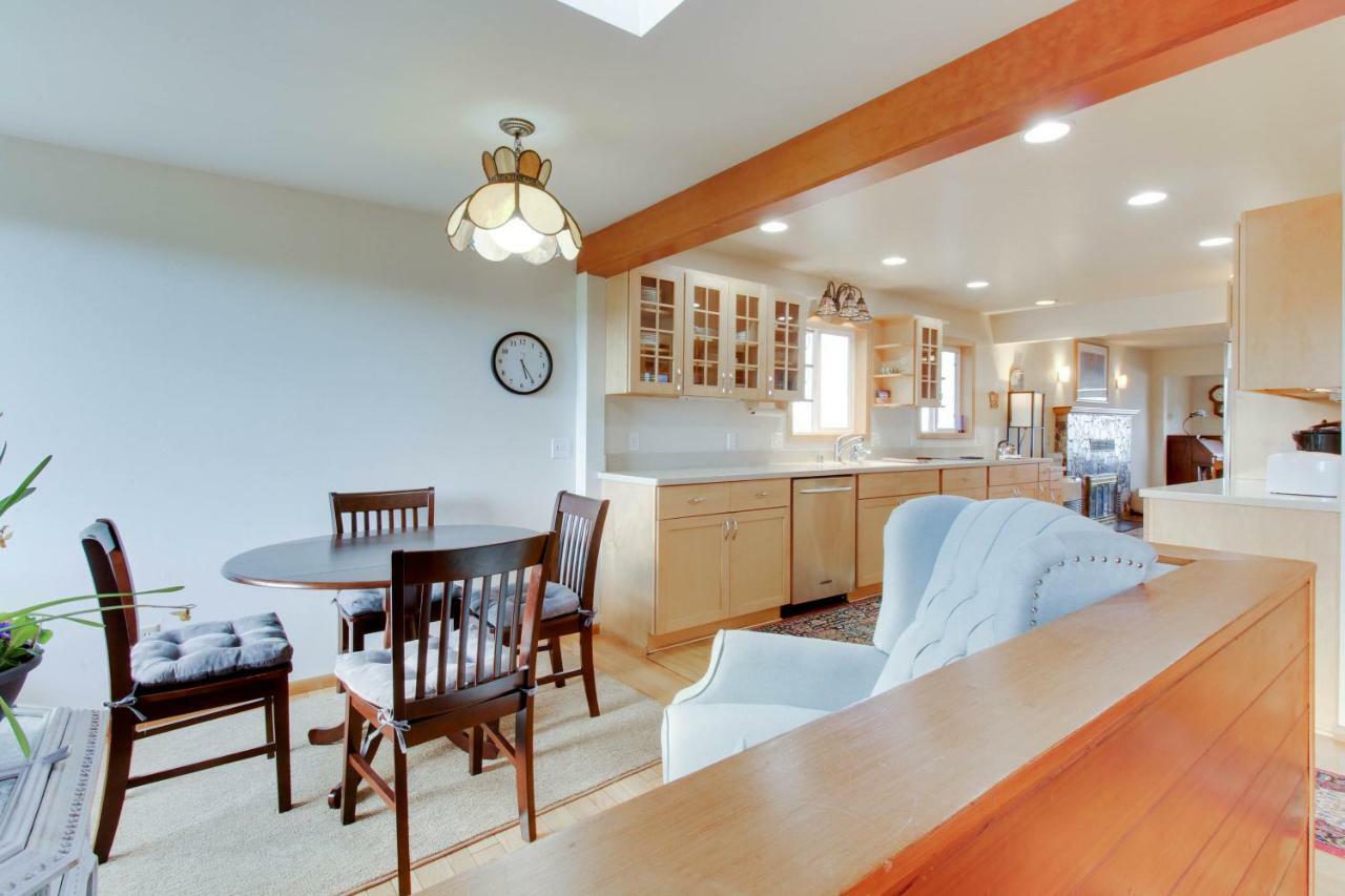 Lopez Island Agate Beach Waterfront Home Islandale 외부 사진