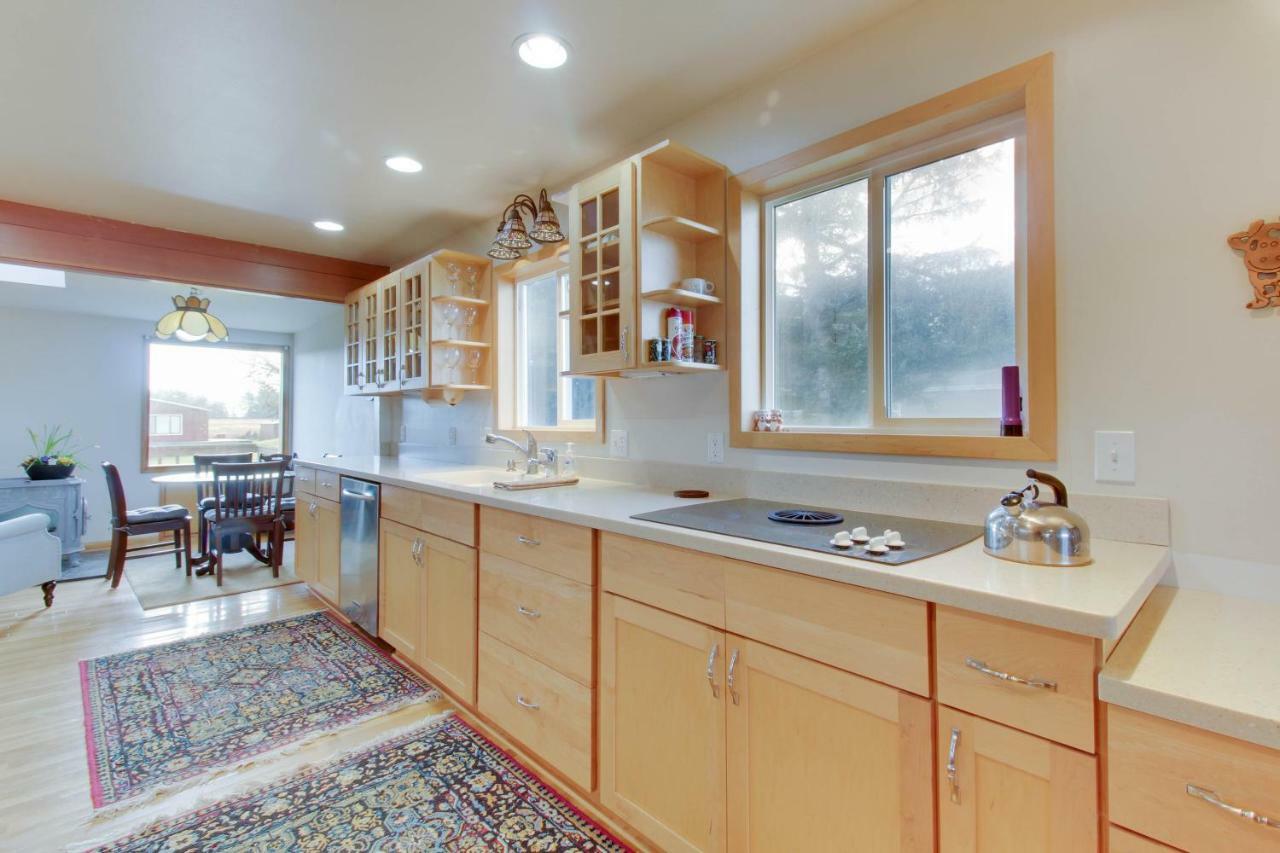 Lopez Island Agate Beach Waterfront Home Islandale 외부 사진
